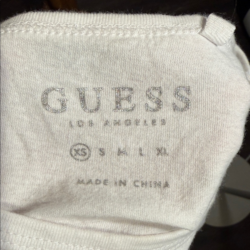 Iconic GUESS Logo Crop Top - Picture 9 of 9